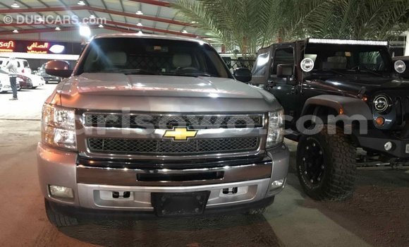 Ra Imported Chevrolet Silverado Miiran Ọkọ̀ in Import - Dubai ni Benin Ra Imported Chevrolet Silverado Miiran Ọkọ̀ in Import - Dubai ni Benin