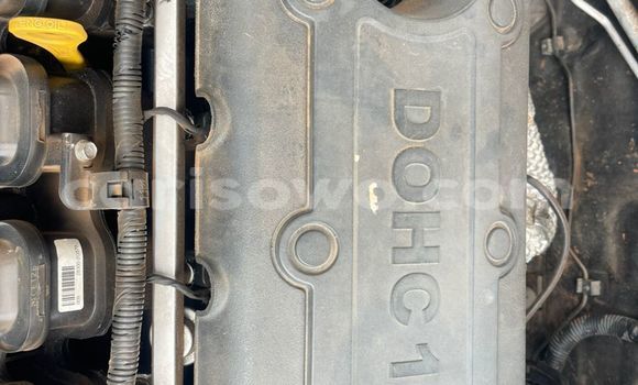 Ra Àlòkù Hyundai Santa Fe Silver Ọkọ̀ in Cotonou ni Benin