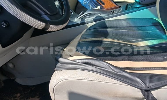 Acheter Occasion Voiture Lexus RX Blanc à Cotonou, Benin Acheter Occasion Voiture Lexus RX Blanc à Cotonou, Benin