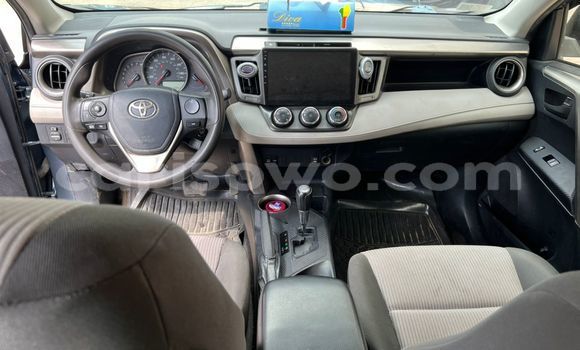 Acheter Occasion Voiture Toyota RAV4 Bleu à Cotonou, Benin Acheter Occasion Voiture Toyota RAV4 Bleu à Cotonou, Benin