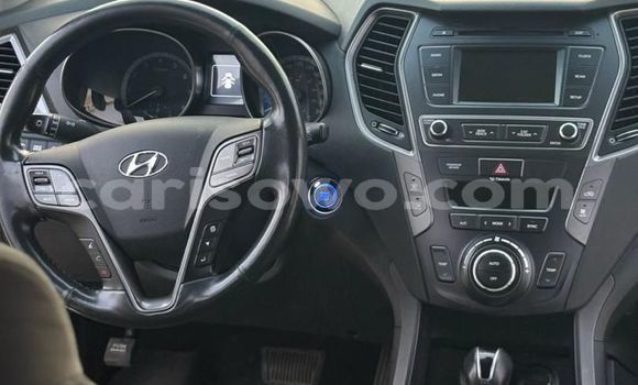 Acheter Occasion Voiture Hyundai Santa Fe Gris à Cotonou, Benin Acheter Occasion Voiture Hyundai Santa Fe Gris à Cotonou, Benin