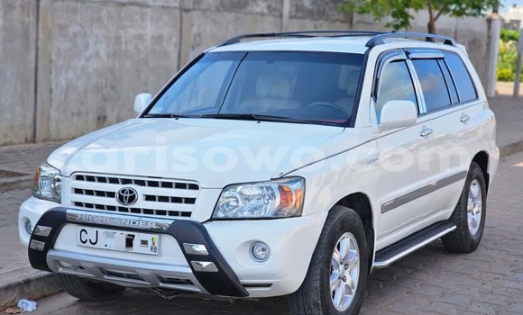 Acheter Occasion Voiture Toyota Highlander Blanc à Cotonou, Benin Acheter Occasion Voiture Toyota Highlander Blanc à Cotonou, Benin