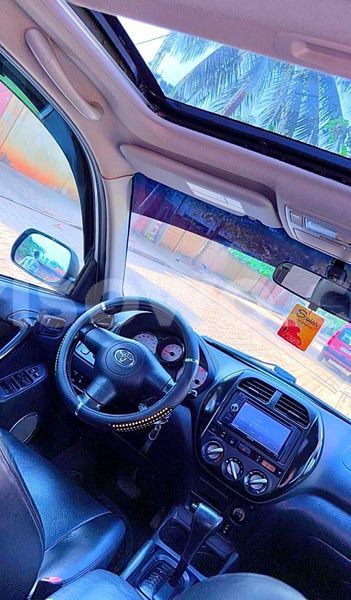Big with watermark toyota rav4 benin cotonou 24046