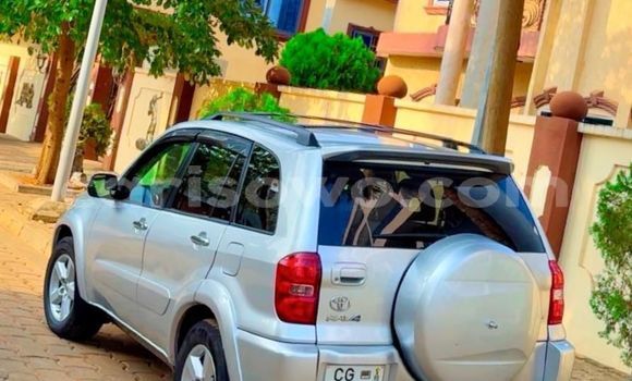 Acheter Occasion Voiture Toyota RAV4 Gris à Cotonou, Benin Acheter Occasion Voiture Toyota RAV4 Gris à Cotonou, Benin
