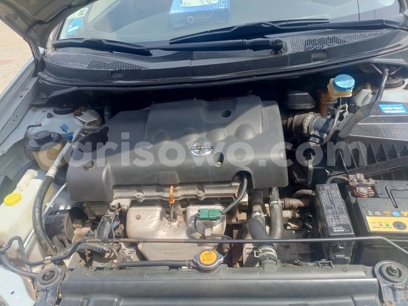 Big with watermark nissan primera benin cotonou 24047