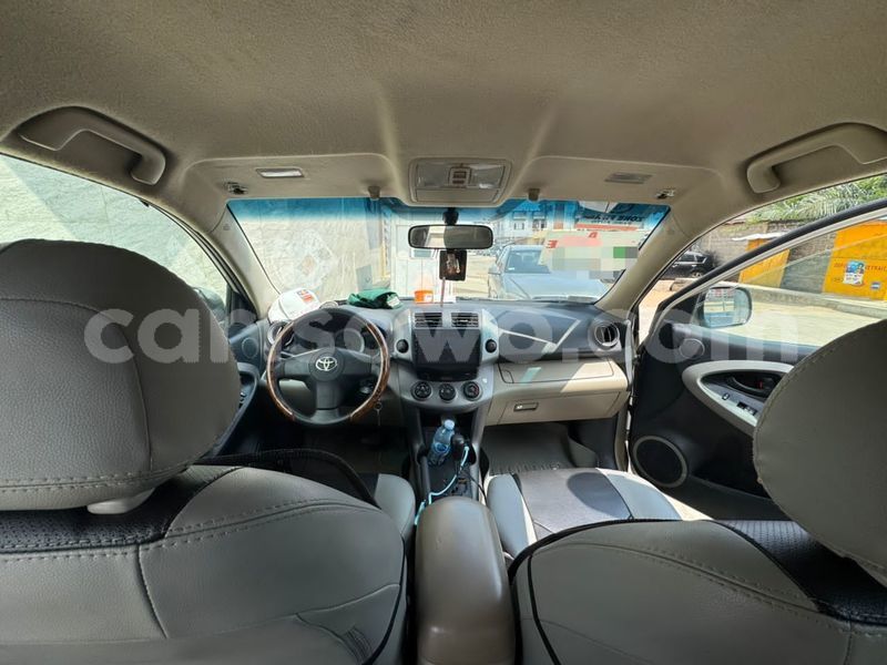 Big with watermark toyota rav4 benin cotonou 24048