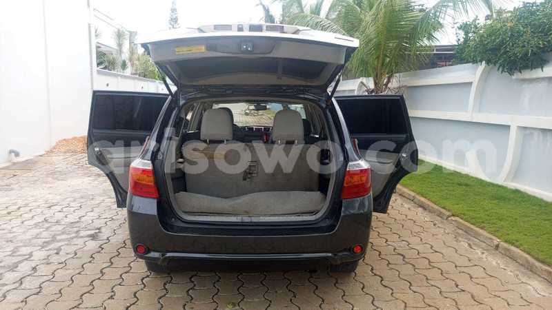 Big with watermark toyota highlander benin cotonou 24049