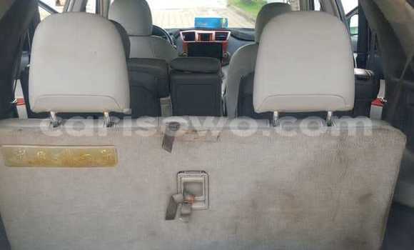 Acheter Occasion Voiture Toyota Highlander Marron à Cotonou, Benin Acheter Occasion Voiture Toyota Highlander Marron à Cotonou, Benin