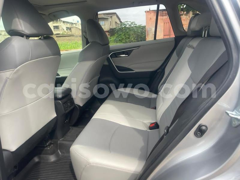 Big with watermark toyota rav4 benin cotonou 24051