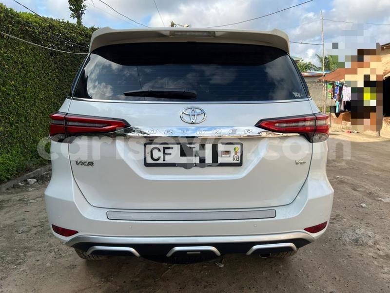 Big with watermark toyota fortuner benin cotonou 24052