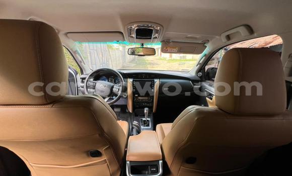Acheter Occasion Voiture Toyota Fortuner Blanc à Cotonou, Benin Acheter Occasion Voiture Toyota Fortuner Blanc à Cotonou, Benin