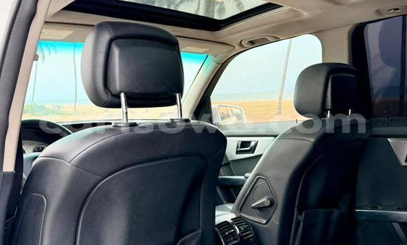 Acheter Occasion Voiture Mercedes-Benz GLK–Class Blanc à Cotonou, Benin Acheter Occasion Voiture Mercedes-Benz GLK–Class Blanc à Cotonou, Benin