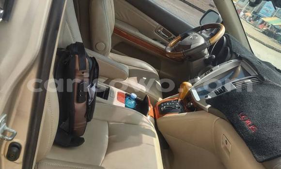 Acheter Occasion Voiture Lexus RX 330 Blanc à Cotonou, Benin Acheter Occasion Voiture Lexus RX 330 Blanc à Cotonou, Benin