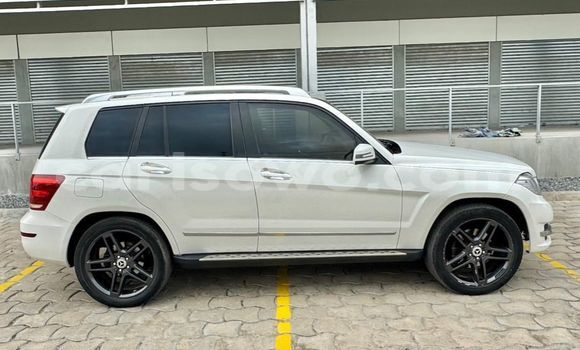 Buy Used Mercedes-Benz GLK–Class White Car in Cotonou in Benign Buy Used Mercedes-Benz GLK–Class White Car in Cotonou in Benign
