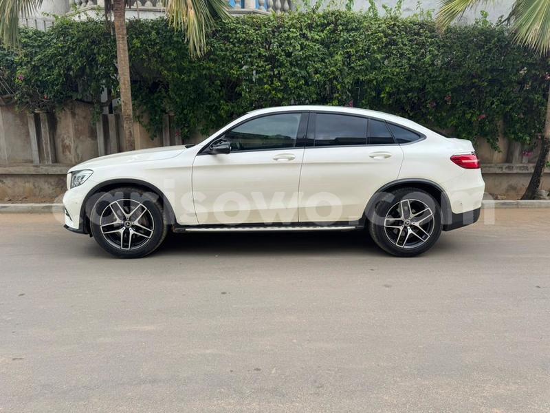 Big with watermark mercedes benz glc 250d benin cotonou 24058