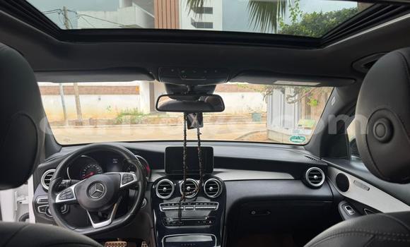 Acheter Occasion Voiture Mercedes-Benz GLC 250D Blanc à Cotonou, Benin Acheter Occasion Voiture Mercedes-Benz GLC 250D Blanc à Cotonou, Benin