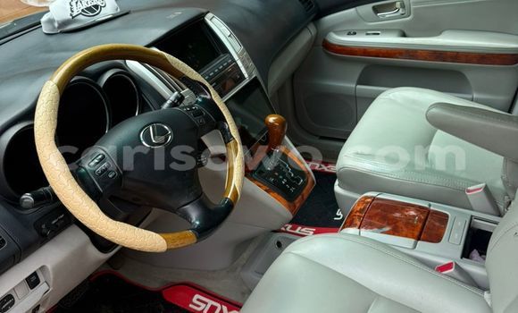 Acheter Occasion Voiture Lexus RX 330 Gris à Cotonou, Benin Acheter Occasion Voiture Lexus RX 330 Gris à Cotonou, Benin