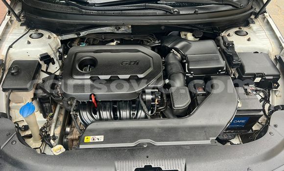 Acheter Occasion Voiture Hyundai Sonata Blanc à Cotonou, Benin Acheter Occasion Voiture Hyundai Sonata Blanc à Cotonou, Benin