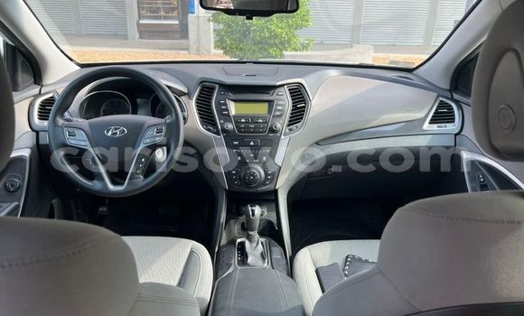Buy Used Hyundai Santa Fe White Car in Cotonou in Benign Buy Used Hyundai Santa Fe White Car in Cotonou in Benign