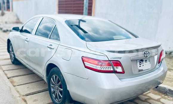 Acheter Occasion Voiture Toyota Camry Gris à Cotonou, Benin Acheter Occasion Voiture Toyota Camry Gris à Cotonou, Benin
