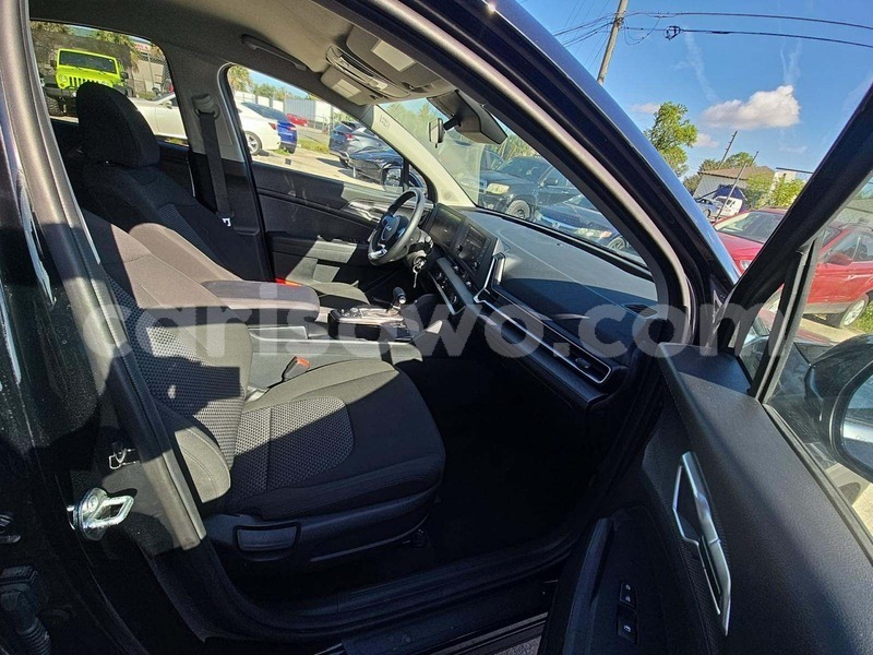 Big with watermark kia sportage benin cotonou 24068