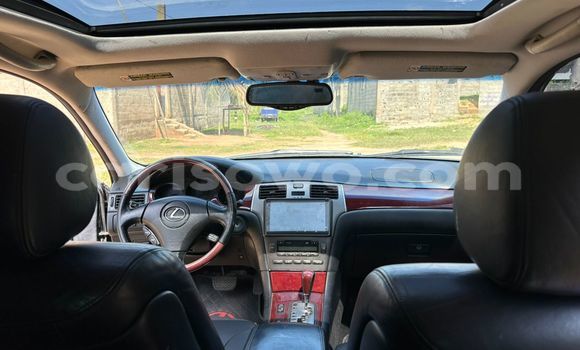 Acheter Occasion Voiture Lexus ES 300 Noir à Cotonou, Benin Acheter Occasion Voiture Lexus ES 300 Noir à Cotonou, Benin