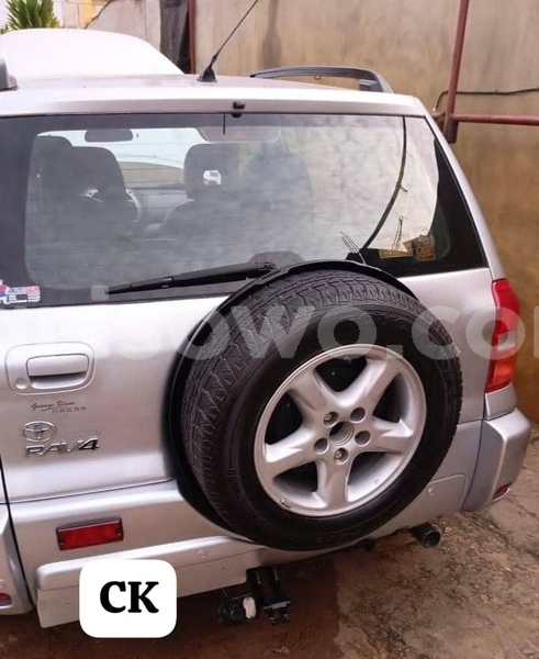 Big with watermark toyota rav4 benin cotonou 24072