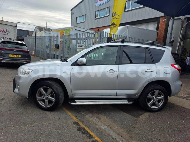 Big with watermark toyota rav4 benin cotonou 24092