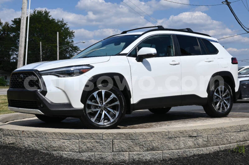 Big with watermark toyota corolla cross benin cotonou 24107