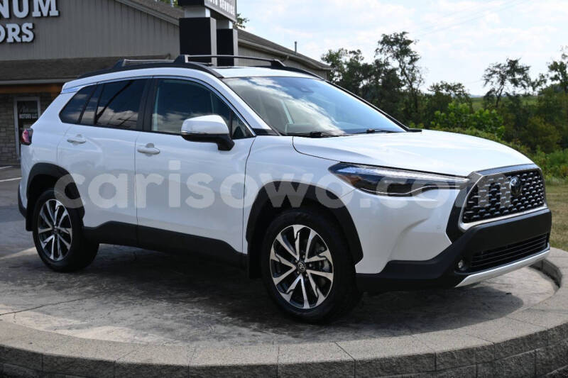 Big with watermark toyota corolla cross benin cotonou 24107