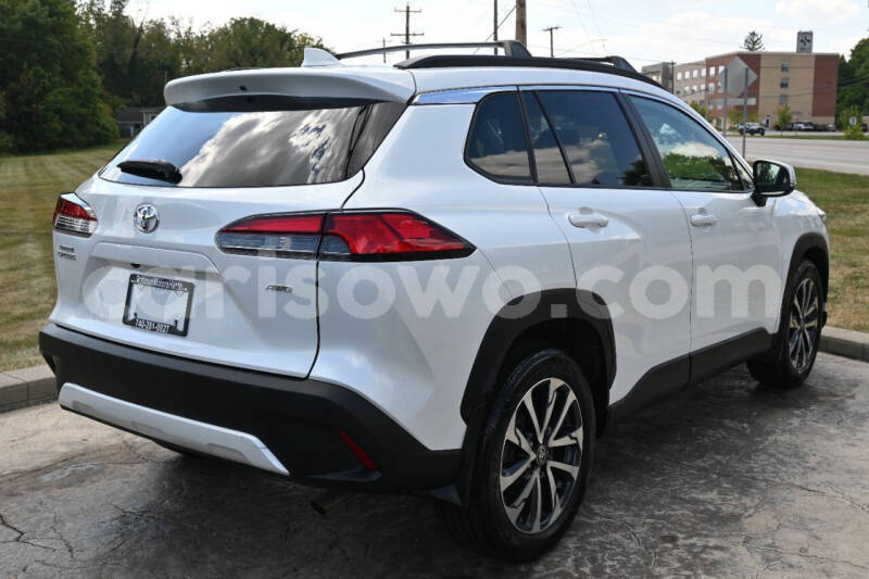 Big with watermark toyota corolla cross benin cotonou 24107