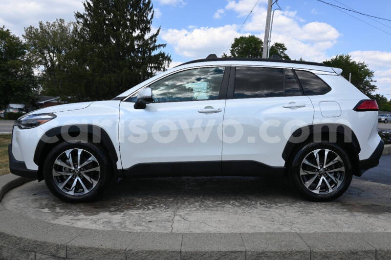 Big with watermark toyota corolla cross benin cotonou 24107