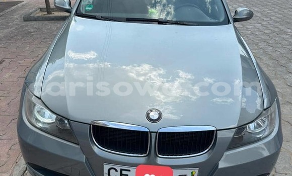 Acheter Occasion Voiture BMW 3–Series Vert à Cotonou, Benin Acheter Occasion Voiture BMW 3–Series Vert à Cotonou, Benin