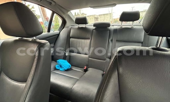 Acheter Occasion Voiture BMW 3–Series Vert à Cotonou, Benin Acheter Occasion Voiture BMW 3–Series Vert à Cotonou, Benin