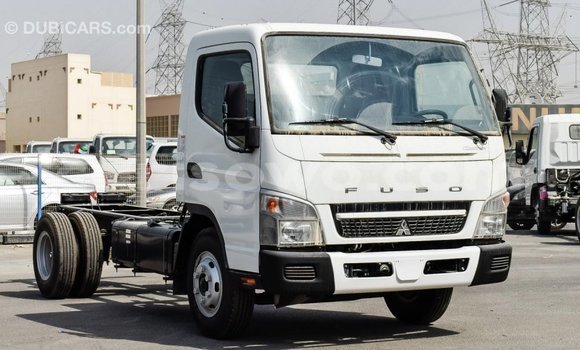 Ra Imported Mitsubishi Carisma funfun Ọkọ̀ in Import - Dubai ni Benin Ra Imported Mitsubishi Carisma funfun Ọkọ̀ in Import - Dubai ni Benin