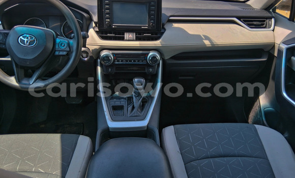 Acheter Occasion Voiture Toyota RAV4 Blanc à Cotonou, Benin Acheter Occasion Voiture Toyota RAV4 Blanc à Cotonou, Benin