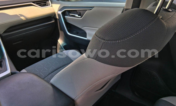 Acheter Occasion Voiture Toyota RAV4 Blanc à Cotonou, Benin Acheter Occasion Voiture Toyota RAV4 Blanc à Cotonou, Benin