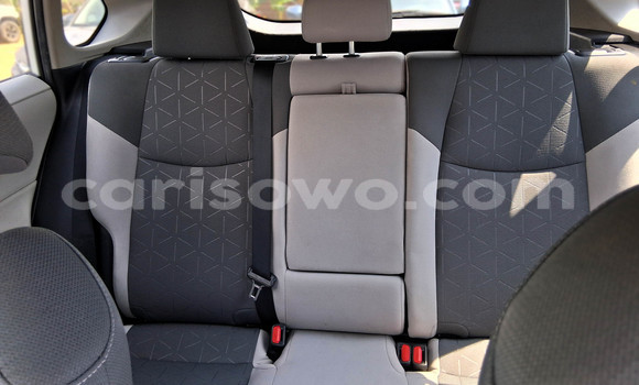 Acheter Occasion Voiture Toyota RAV4 Blanc à Cotonou, Benin Acheter Occasion Voiture Toyota RAV4 Blanc à Cotonou, Benin