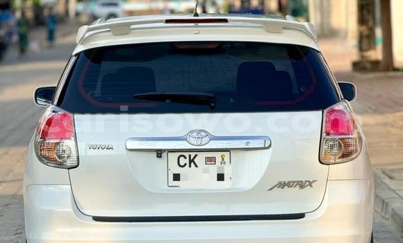 Acheter Occasion Voiture Toyota Matrix Gris à Cotonou, Benin Acheter Occasion Voiture Toyota Matrix Gris à Cotonou, Benin