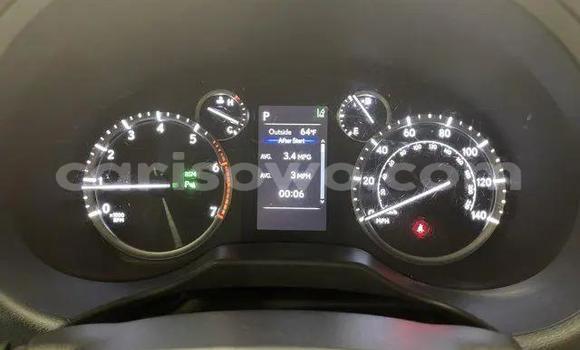 Ra Àlòkù Lexus GX funfun Ọkọ̀ in Banikoara ni Benin Ra Àlòkù Lexus GX funfun Ọkọ̀ in Banikoara ni Benin