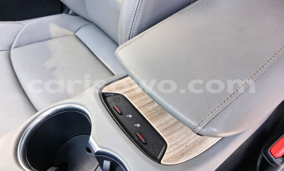 Acheter Occasion Voiture Toyota Venza Noir à Cotonou, Benin Acheter Occasion Voiture Toyota Venza Noir à Cotonou, Benin