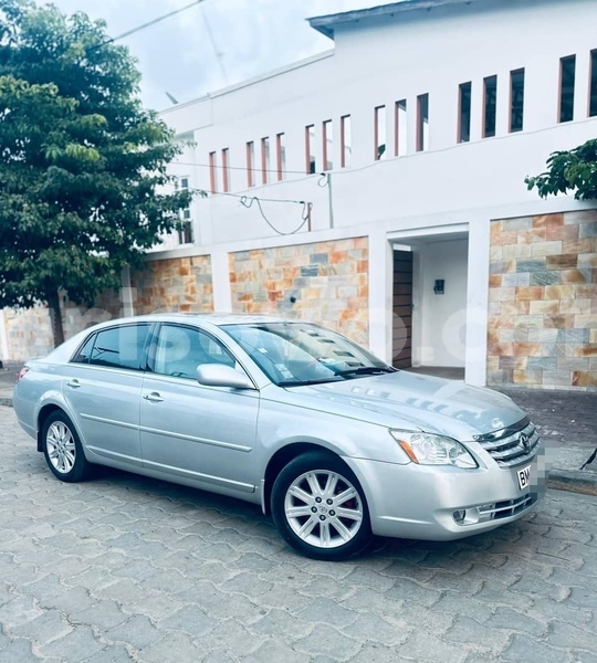 Big with watermark toyota avalon benin cotonou 24118