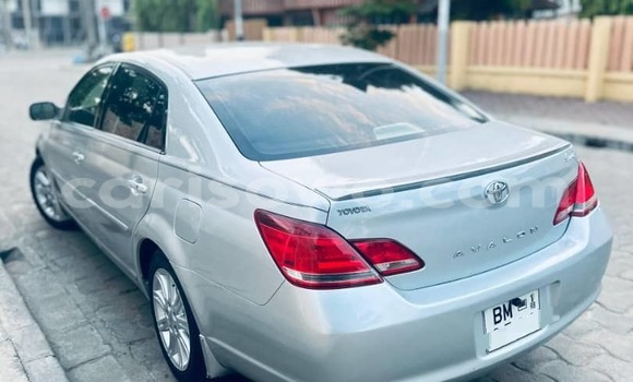 Buy Used Toyota Avalon Silver Car in Cotonou in Benign Buy Used Toyota Avalon Silver Car in Cotonou in Benign
