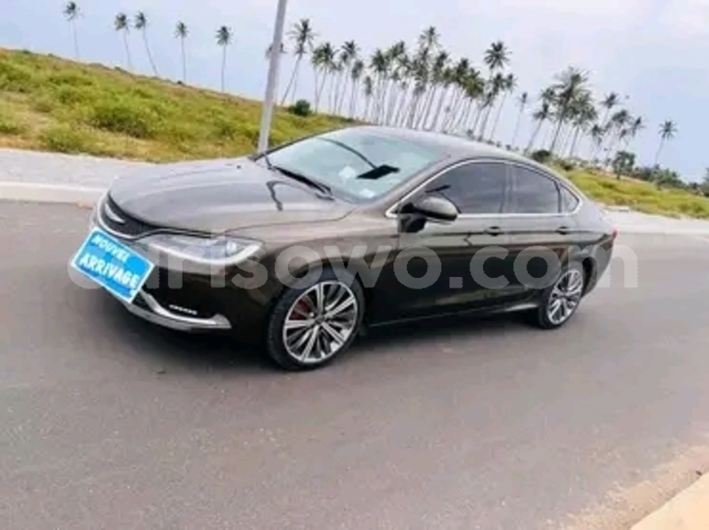 Big with watermark chrysler 200 benin cotonou 24119