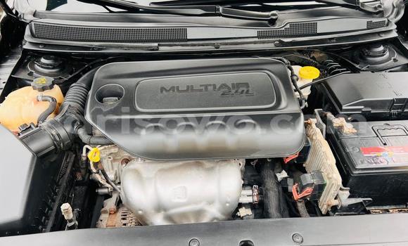 Ra Àlòkù Chrysler 200 Brown Ọkọ̀ in Cotonou ni Benin Ra Àlòkù Chrysler 200 Brown Ọkọ̀ in Cotonou ni Benin