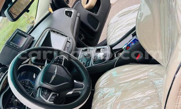 Ra Àlòkù Chrysler 200 Brown Ọkọ̀ in Cotonou ni Benin Ra Àlòkù Chrysler 200 Brown Ọkọ̀ in Cotonou ni Benin