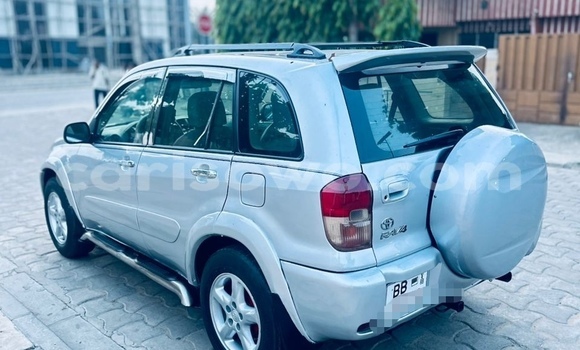 Acheter Occasion Voiture Toyota RAV4 Gris à Cotonou, Benin Acheter Occasion Voiture Toyota RAV4 Gris à Cotonou, Benin