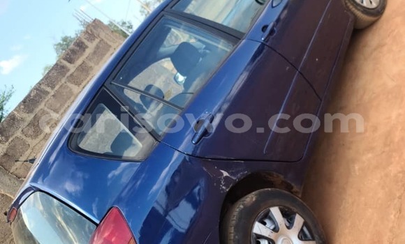 Sayi Na hannu Toyota Corolla Blue Mota in Abomey Calavi a Benin Sayi Na hannu Toyota Corolla Blue Mota in Abomey Calavi a Benin