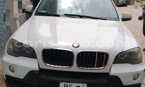 Acheter Occasion Voiture BMW X5 Blanc à Cotonou, Benin Acheter Occasion Voiture BMW X5 Blanc à Cotonou, Benin