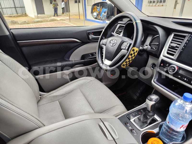 Big with watermark toyota highlander benin cotonou 24144